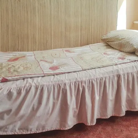 Eight-bedroom Holiday In Prázdninový dům *